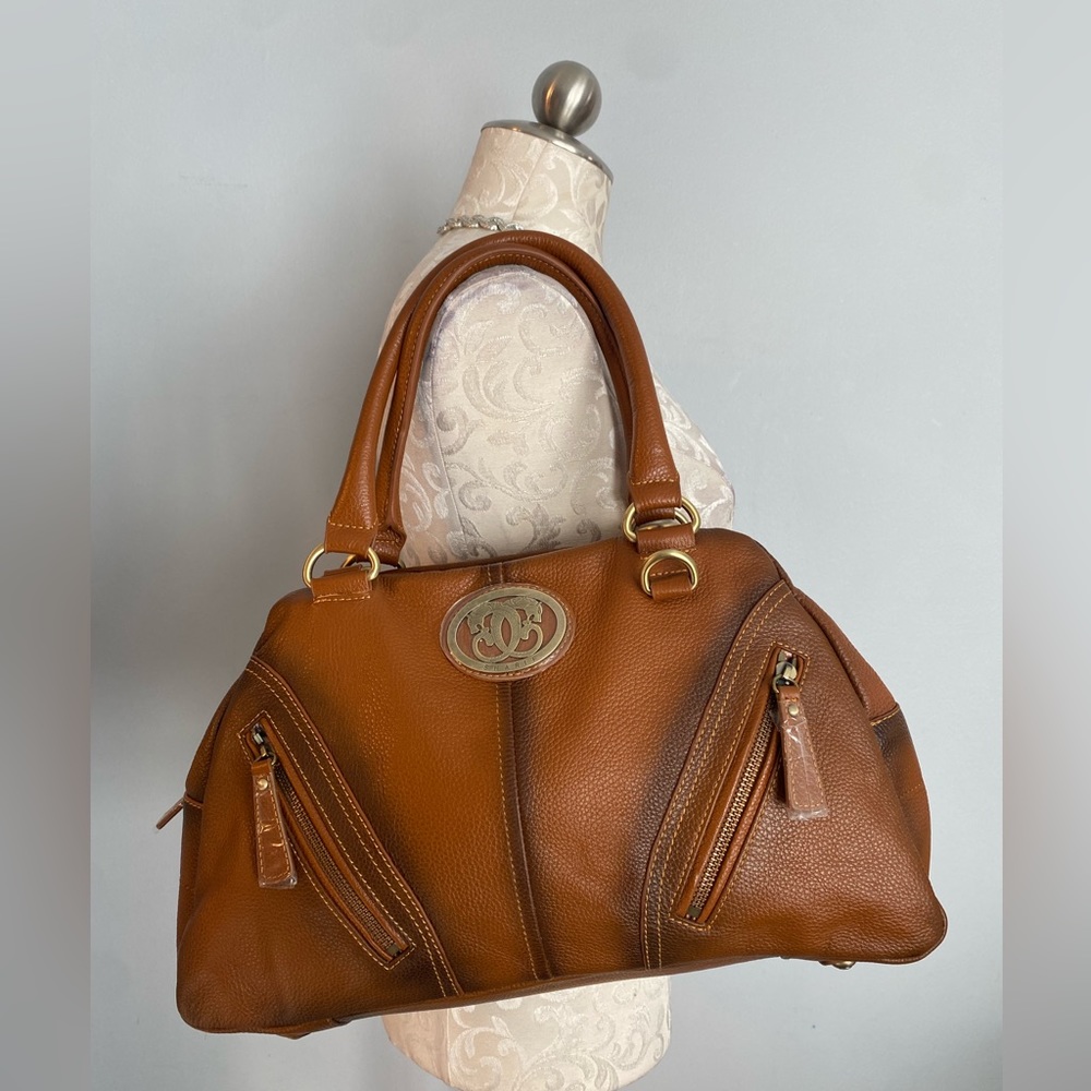 NWOT-  Sharif Genuine Leather Bag.  #B2